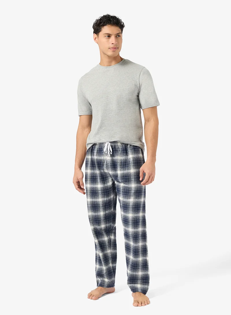 Robert Wood  Regular fit tee and Pant set for Men | Best Price UAE